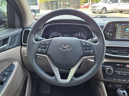 Used 2020 Hyundai Tucson Value FWD image 15