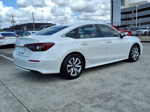 Used 2026 Honda Civic LX image 24