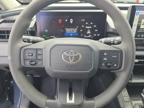 Used 2026 Toyota RAV4 LE FWD image 22