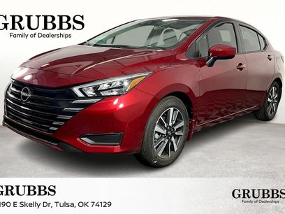 New 2025 Nissan Versa SV w/ Trunk Package