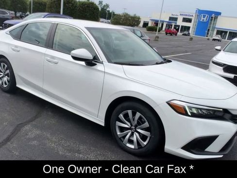 Used 2024 Honda Civic LX image 2