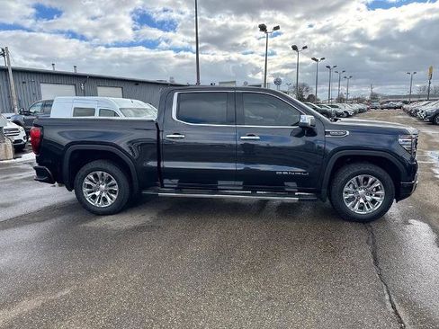 Used 2023 GMC Sierra 1500 Denali image 3