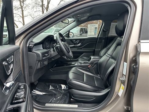 Used 2020 Lincoln Corsair AWD w/ Equipment Group 101A image 19