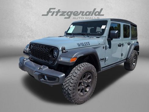 Used 2024 Jeep Wrangler Unlimited Sport AWD/4WD image 3