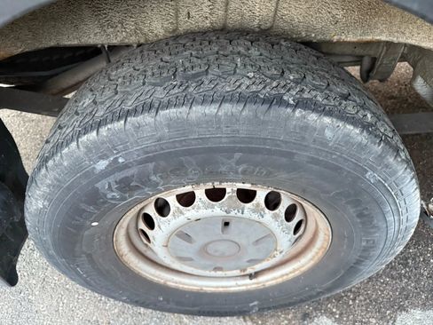 Used 2008 Dodge Sprinter 2500 image 32