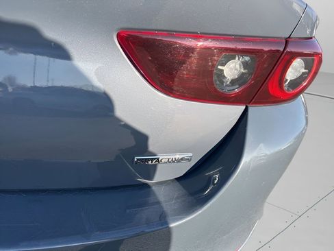 Used 2025 MAZDA MAZDA3 s image 14