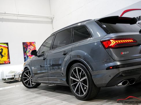 Used 2021 Audi SQ7 Premium Plus w/ Driver Assistance Package AWD/4WD image 87