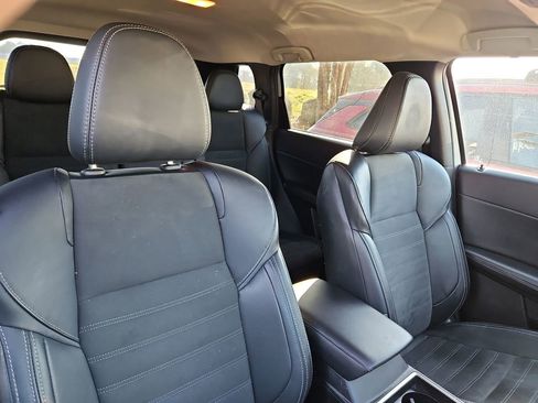 Used 2024 Mitsubishi Outlander SE Black Edition image 10