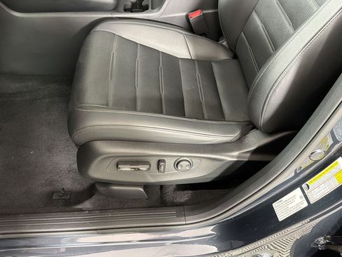 Certified 2024 Honda CR-V EX-L image 15