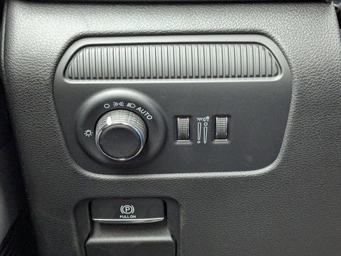 New 2026 Jeep Grand Wagoneer Summit w/ Rear Seat Video Group I AWD/4WD image 25