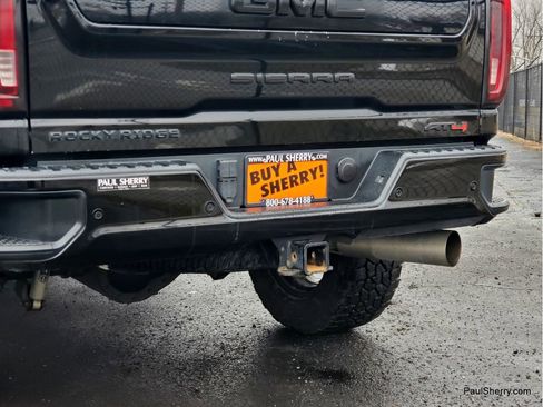 Used 2020 GMC Sierra 2500 AT4 w/ AT4 Premium Package image 16