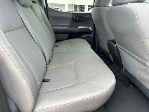 Used 2017 Toyota Tacoma SR5 w/ Tow Package image 18