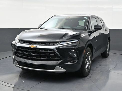 Used 2024 Chevrolet Blazer LT FWD image 8