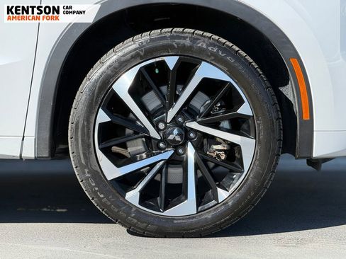 Used 2022 Mitsubishi Outlander SEL image 17