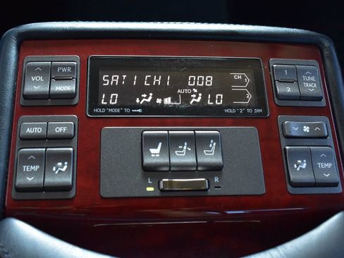 Used 2011 Lexus LS 460 L w/ Rear Seat Upgrade Pkg AWD/4WD image 37