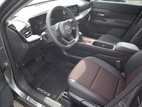 New 2026 Nissan Kicks SR w/ Illumination Package image 13