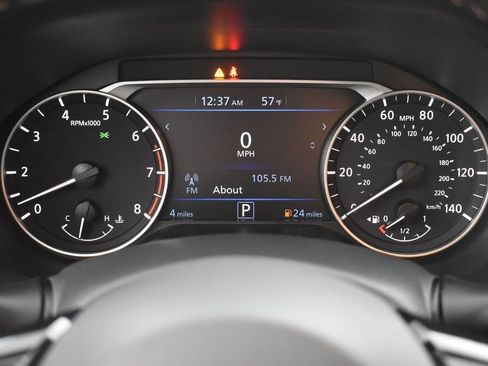 New 2025 Nissan Altima 2.5 SR image 30