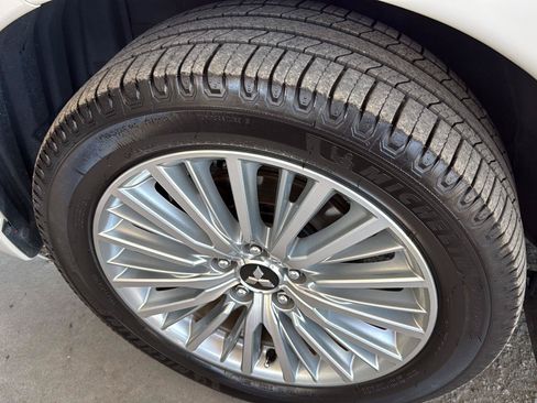 Used 2019 Mitsubishi Outlander GT AWD/4WD image 10