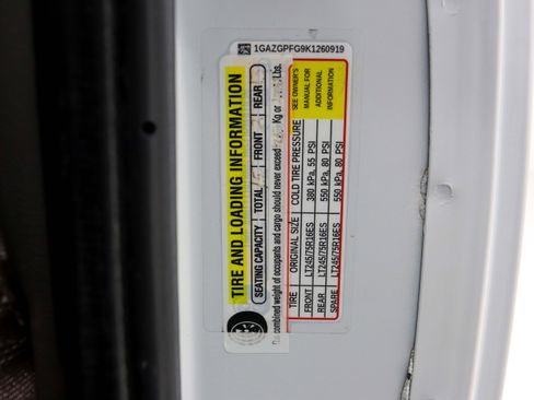 Used 2019 Chevrolet Express 3500 LT w/ LT Preferred Equipment Group RWD image 30