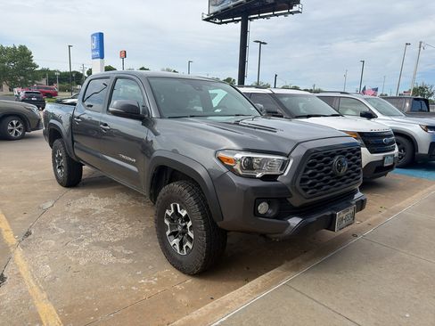 Used 2023 Toyota Tacoma TRD Off-Road w/ Technology Package AWD/4WD image 1