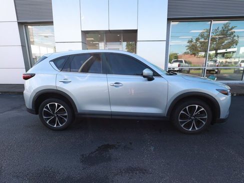 Used 2023 MAZDA CX-5 AWD 2.5 S w/ Premium Plus Pkg image 2