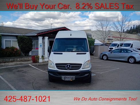 Used 2010 Mercedes-Benz Sprinter 2500 image 7