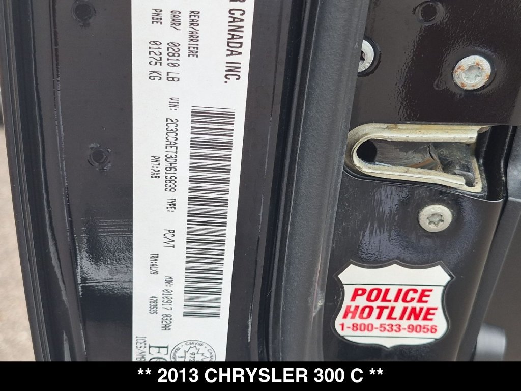 Used 2013 Chrysler 300 C RWD image 28
