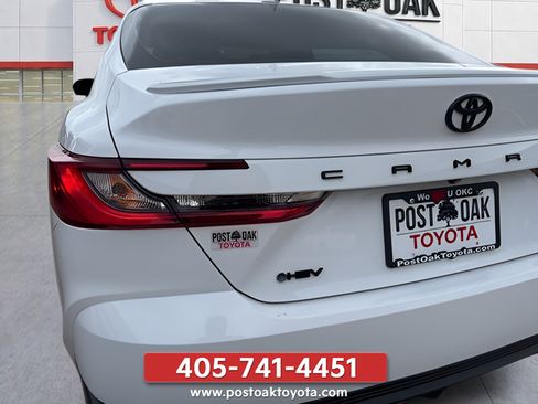Used 2025 Toyota Camry SE w/ Multimedia Upgrade Package FWD image 14