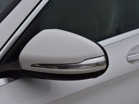 Used 2015 Mercedes-Benz C 300 Sedan image 28