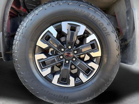 Certified 2024 Nissan Frontier PRO-4X w/ Off-Road Protection Package image 26