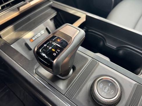 New 2025 GMC Hummer EV 2X w/ LPO, Dark Essentials Package image 23