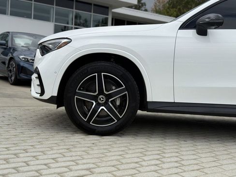Used 2024 Mercedes-Benz GLC 300 4MATIC image 10