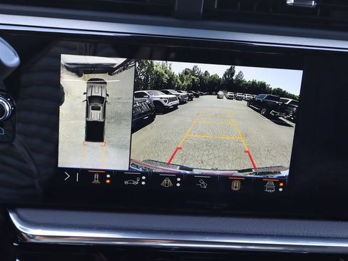 New 2026 GMC Sierra 2500 Denali w/ Denali Reserve Package AWD/4WD image 18