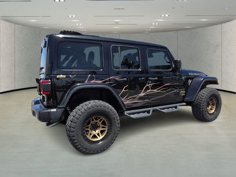 Used 2021 Jeep Wrangler Unlimited Rubicon w/ Trailer Tow Package AWD/4WD image 3