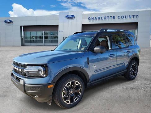 New 2025 Ford Bronco Sport Outer Banks w/ Outer Banks Tech Package+ AWD/4WD image 2