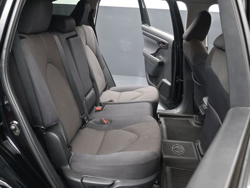 Used 2023 Toyota Highlander L FWD image 26