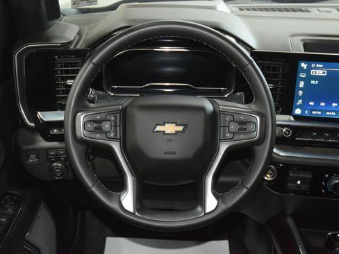 Used 2024 Chevrolet Silverado 1500 High Country w/ High Country Premium Package AWD/4WD image 38