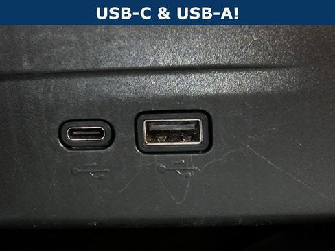 Used 2025 Chevrolet Trax LT image 22