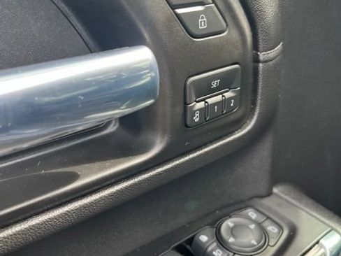 Used 2020 Chevrolet Silverado 2500 LTZ w/ LTZ Texas Edition AWD/4WD image 13