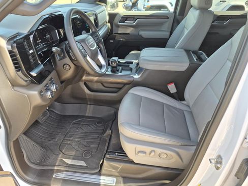 Certified 2024 GMC Sierra 1500 SLT AWD/4WD image 13