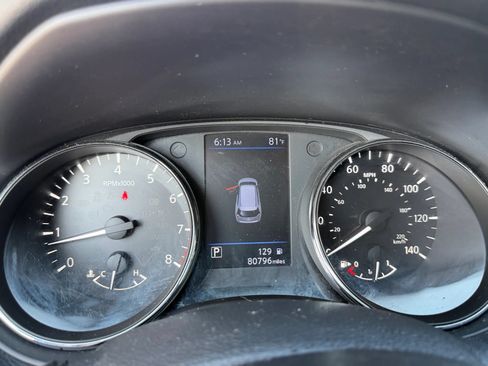 Used 2020 Nissan Rogue S FWD image 42
