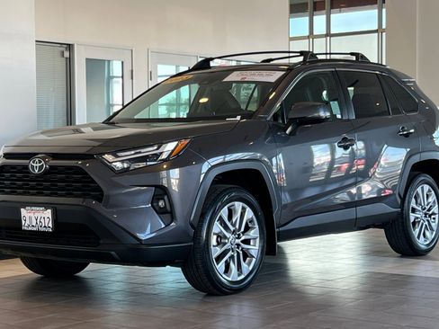 Certified 2023 Toyota RAV4 XLE Premium image 8