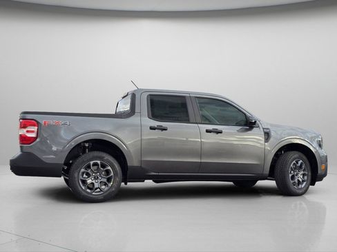 New 2025 Ford Maverick XLT w/ XLT Luxury Package image 9
