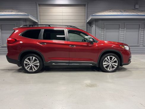 Used 2019 Subaru Ascent Touring w/ Popular Package #2 image 8