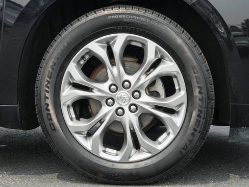 Used 2020 Buick Enclave Avenir w/ Avenir Technology Package AWD/4WD image 18