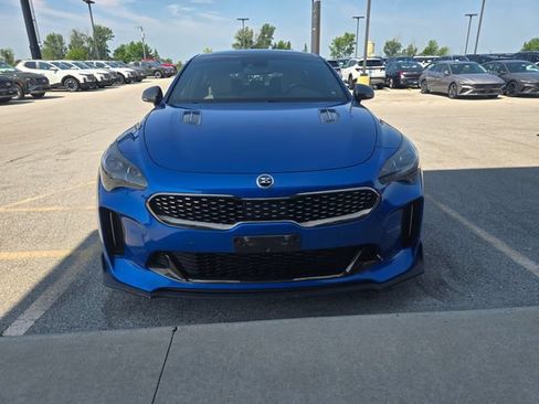 Used 2018 Kia Stinger GT2 AWD/4WD image 13
