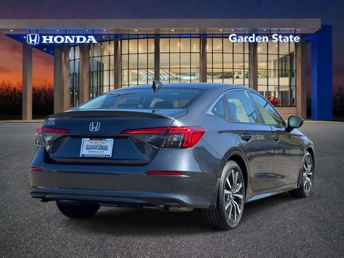 Certified 2023 Honda Civic EX image 3