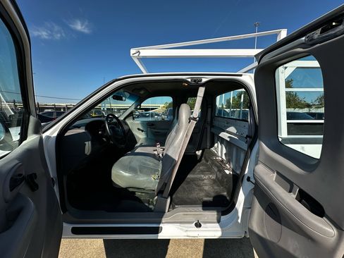 Used 1999 Ford F150 2WD SuperCab image 52