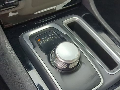 Certified 2023 Chrysler 300 Touring w/ Safetytec Plus Group RWD image 30