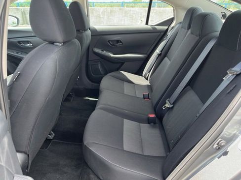 Used 2024 Nissan Sentra SV image 9